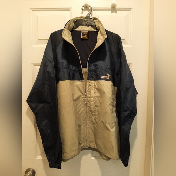 Vintage PUMA Mens packable jacket (medium) - Picture 2 of 11